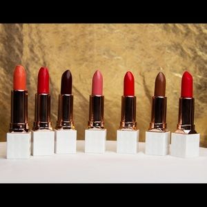 Olajulie velvet Moisturizing lipstick